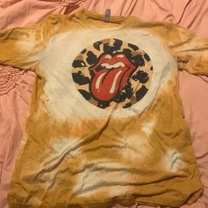cheetah print rolling stones t-shirt